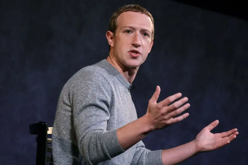 Mark-Zuckerberg-2019.webp